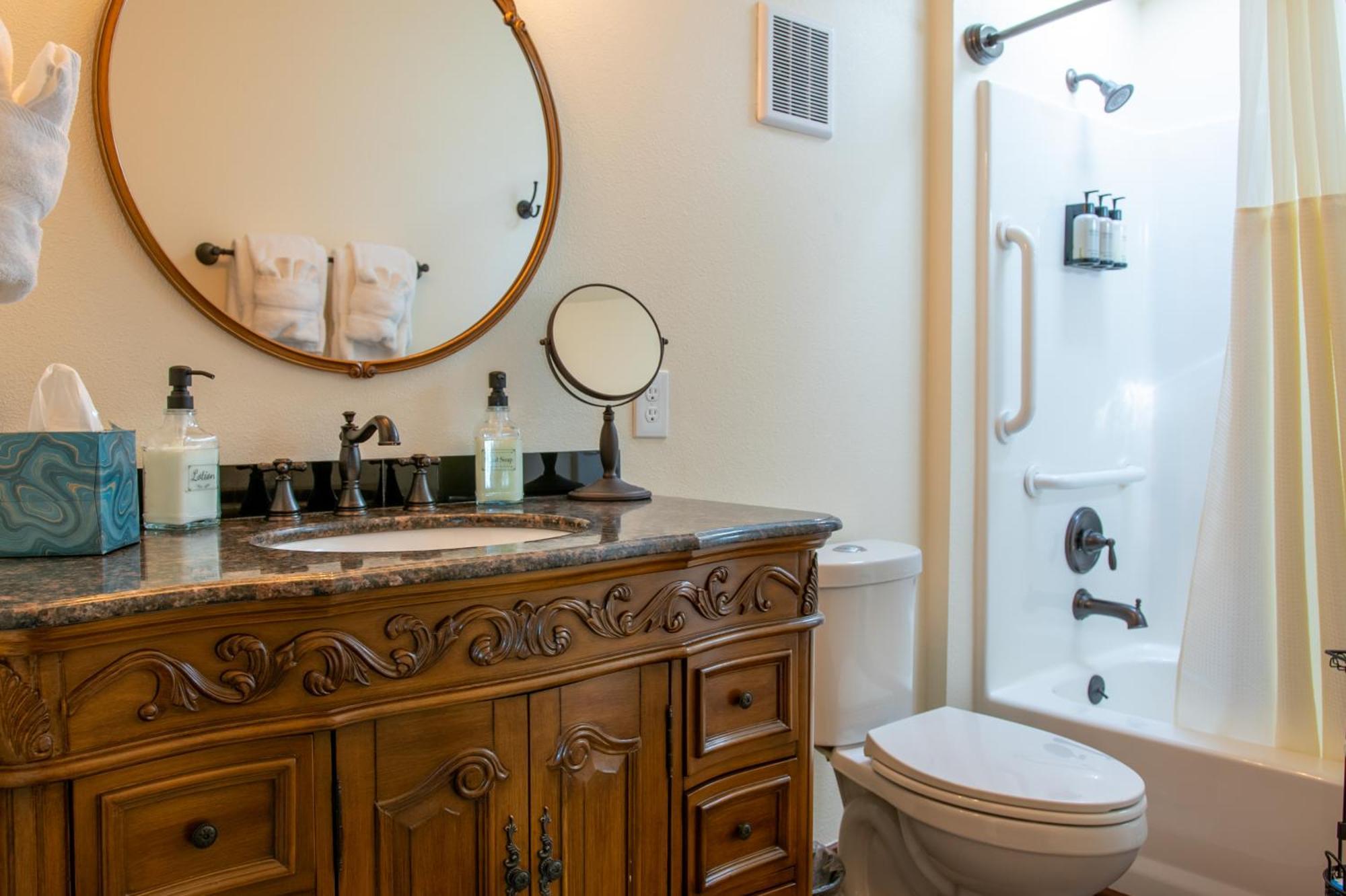 The Pearl Inn Bed And Breakfast Ilwaco Buitenkant foto