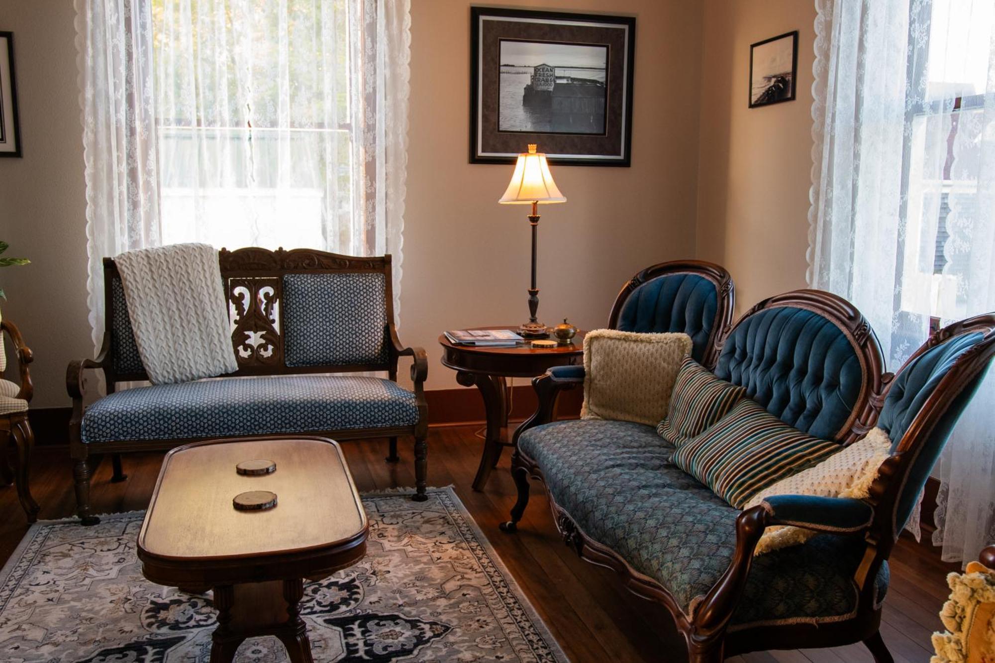 The Pearl Inn Bed And Breakfast Ilwaco Buitenkant foto