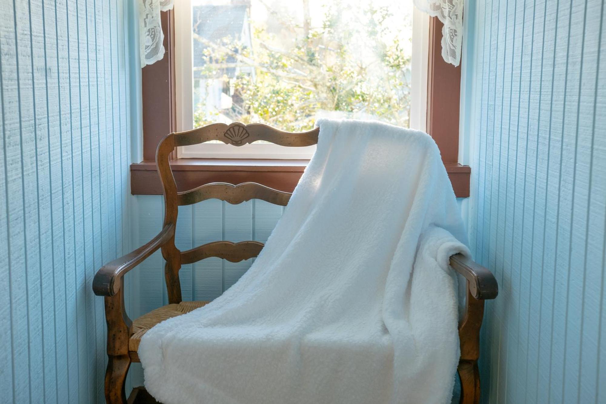 The Pearl Inn Bed And Breakfast Ilwaco Buitenkant foto